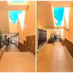 Renovated Seaviews Paradise Court Apartment
