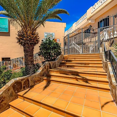 Renovated Seaviews Paradise Court Daire *