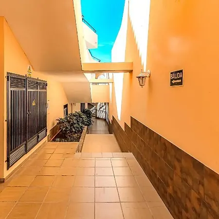 Renovated Seaviews Paradise Court