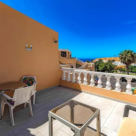 Renovated Seaviews Paradise Court Apartmán