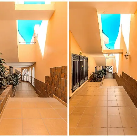 Renovated Seaviews Paradise Court 公寓
